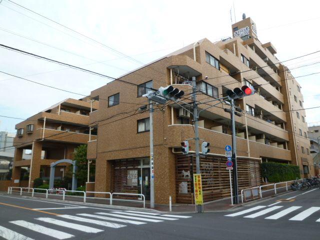 Local appearance photo