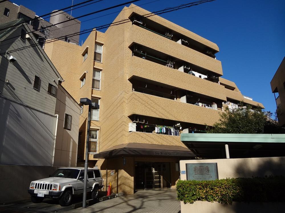 Local appearance photo