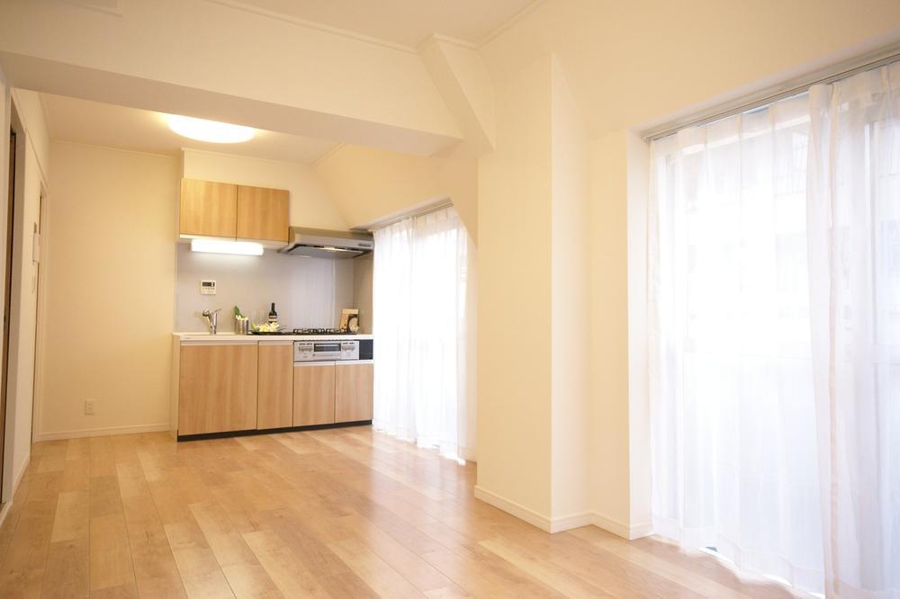 Living. Indoor (12 May 2013) Shooting