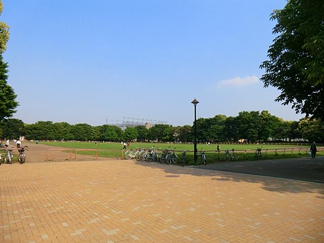 park. 686m until Hikarigaoka park