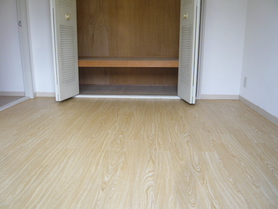 Living and room. Room 2