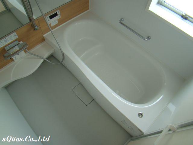 Same specifications photo (bathroom). Same specifications