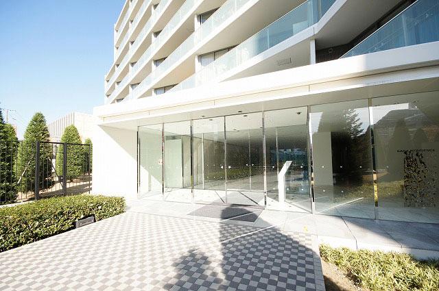 Local appearance photo. Local (12 May 2013) Shooting