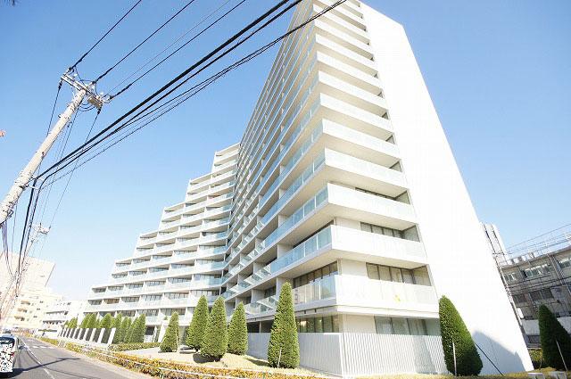 Local appearance photo. Local (12 May 2013) Shooting