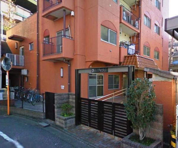 Local appearance photo