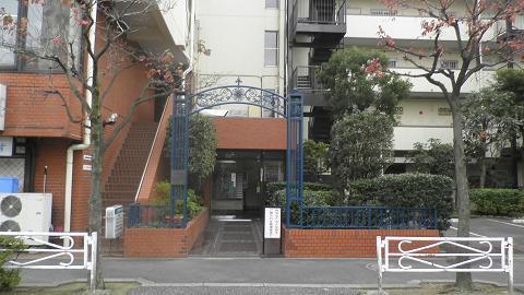 Local appearance photo. Local (12 May 2013) Shooting