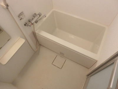 Bath. Bathroom (with bathroom dryer)