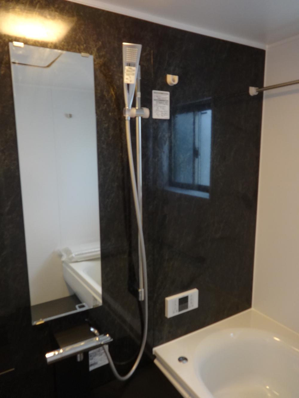 Bathroom. Indoor (11 May 2013) Shooting