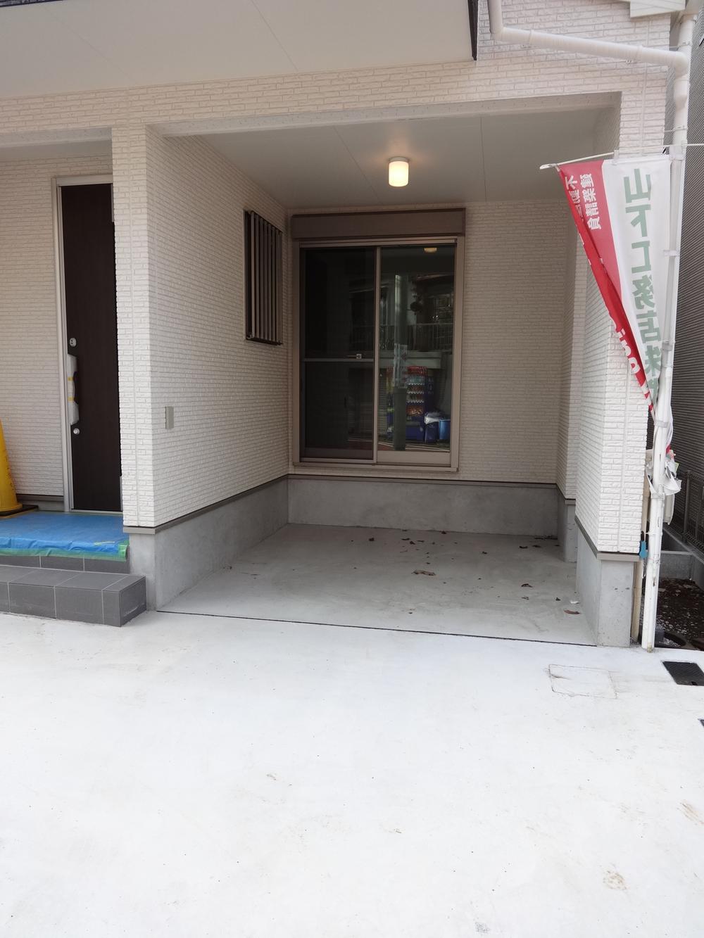 Parking lot. Local (11 May 2013) Shooting