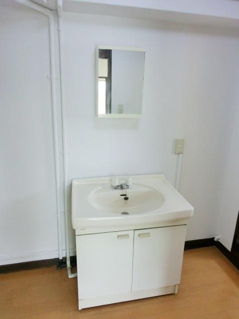 Washroom. Separate vanity