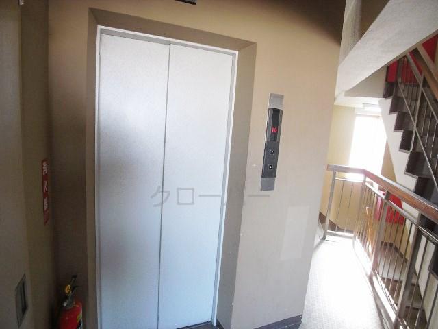 Other common areas. Elevator