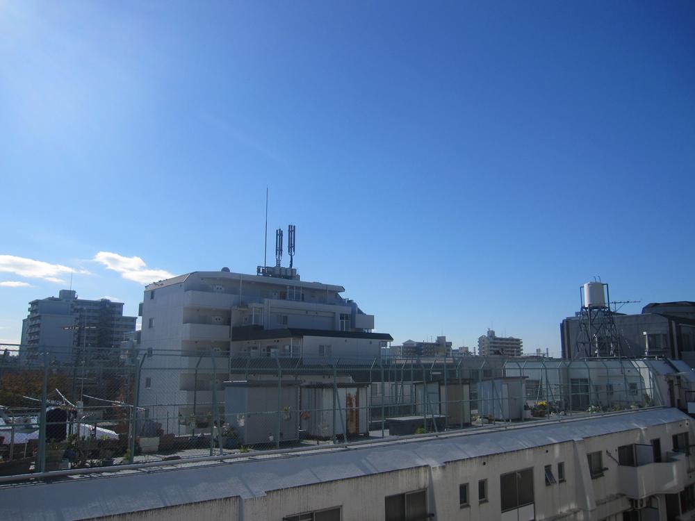 View photos from the dwelling unit