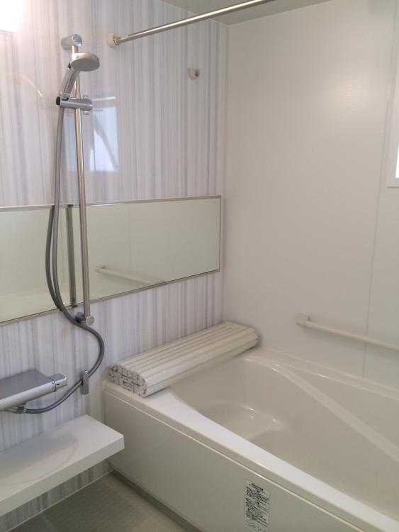 Same specifications photo (bathroom). Complete sample (November 26, 2013 shooting)