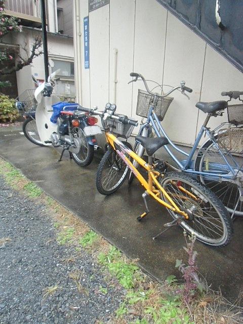 Building appearance. Bicycle-parking space