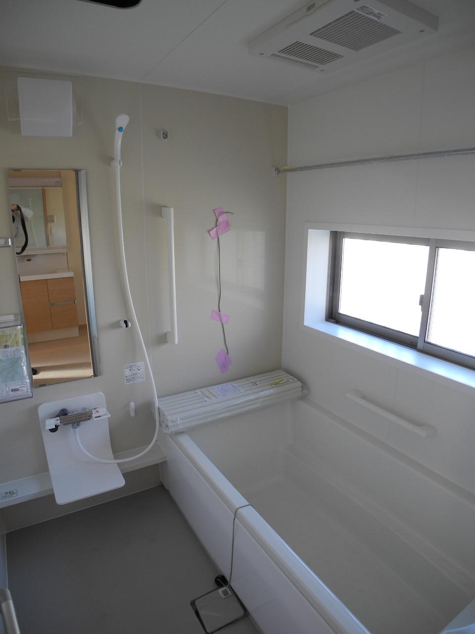 Bathroom. Building 2 room (December 2013) Shooting