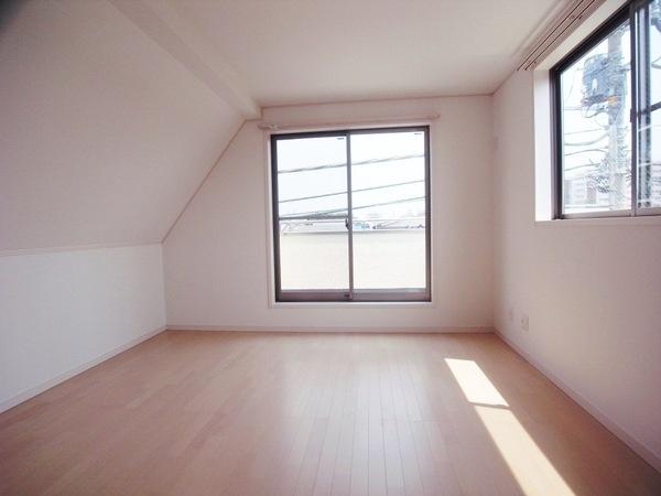 Non-living room. 1 Building Western-style