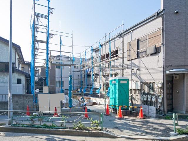 Local appearance photo. Local (11 May 2013) Shooting