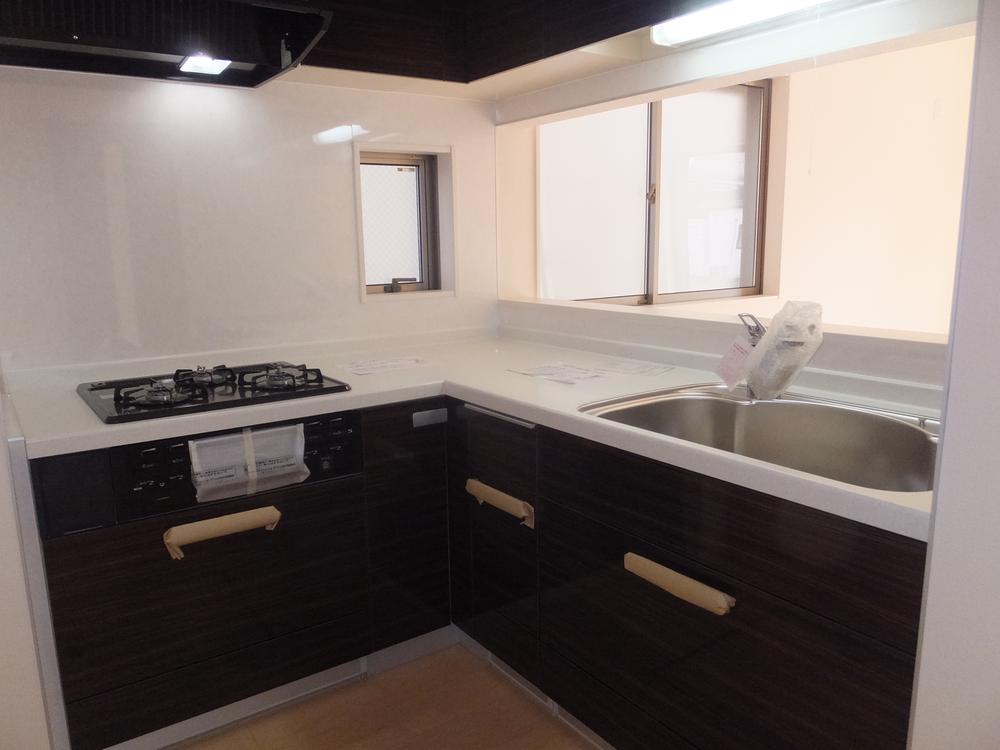 Kitchen. Local (January 2014) Shooting