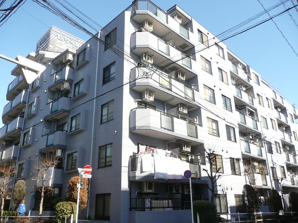 Local appearance photo