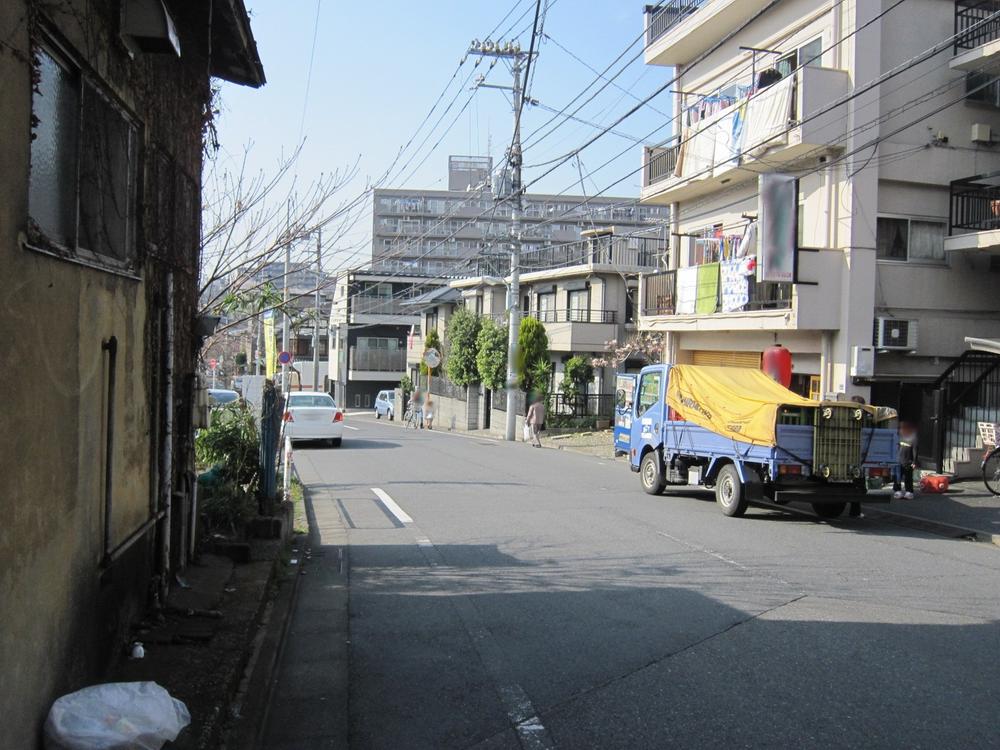 Other local. Front road (2013 May shooting)