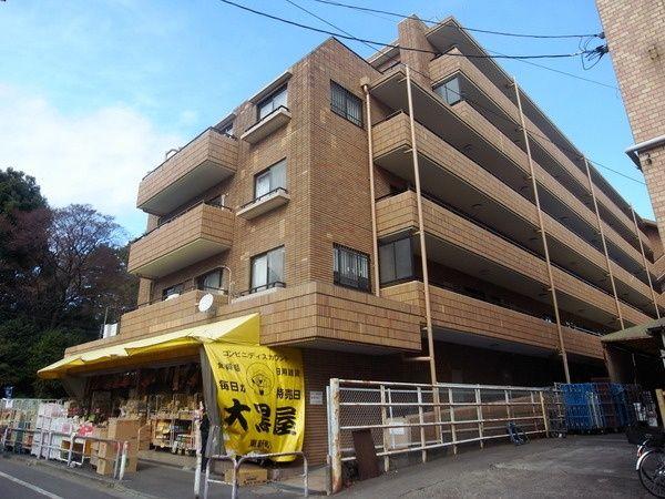 Local appearance photo