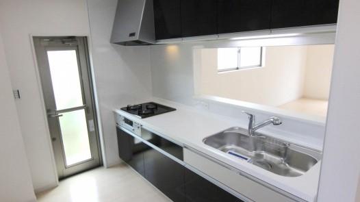 Same specifications photo (kitchen). Same specifications