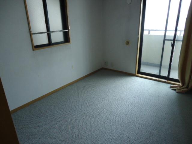 Non-living room. Room (August 2013) Shooting