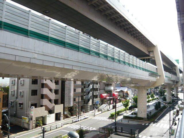 View photos from the dwelling unit