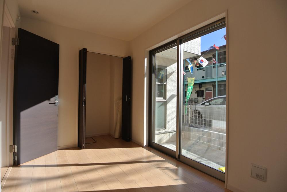 Other introspection. Local (12 May 2013) Shooting