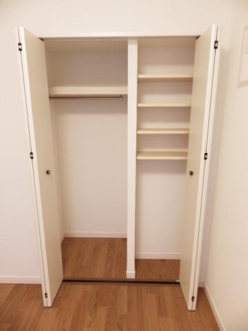 Receipt. Closet is a storage of about 3.6 quires.