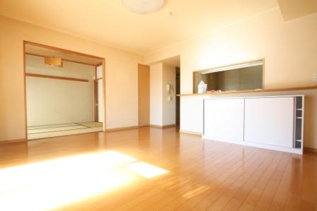 Living. Indoor (11 May 2013) Shooting