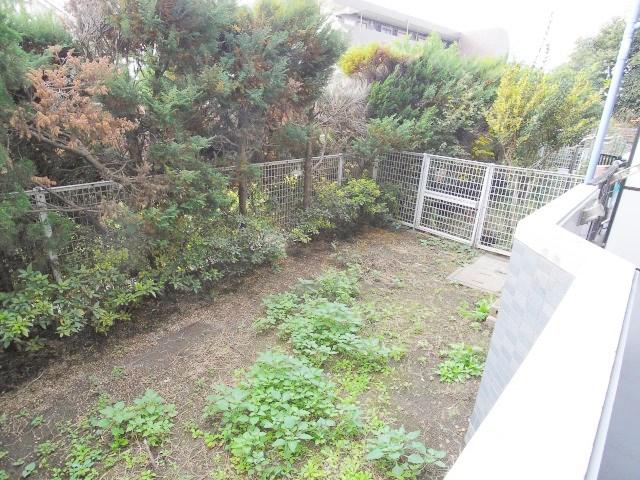 Local appearance photo. Private garden