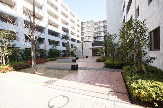 Local appearance photo. Local (12 May 2013) Shooting