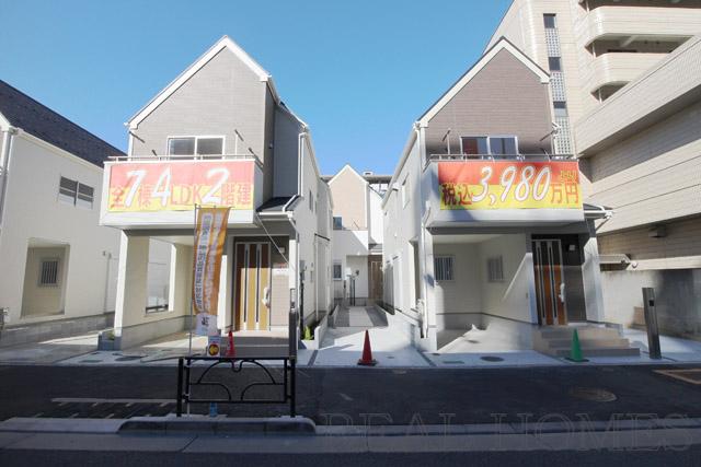 Local appearance photo. Local (11 May 2013) Shooting