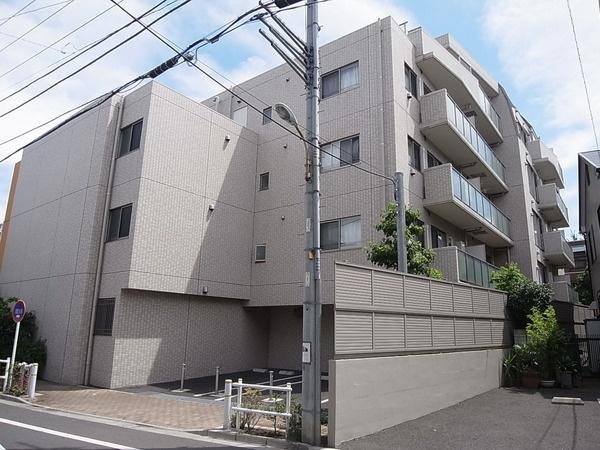 Local appearance photo