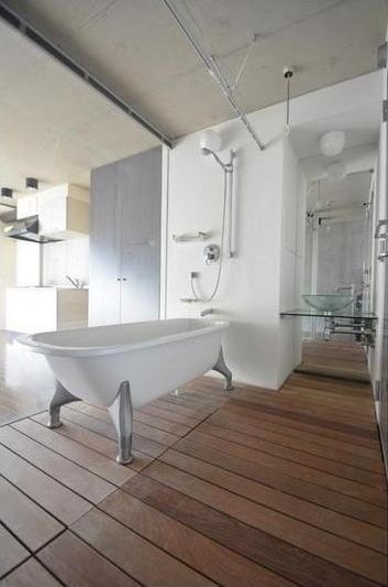 Bath. 2232 Fragrance Avenue