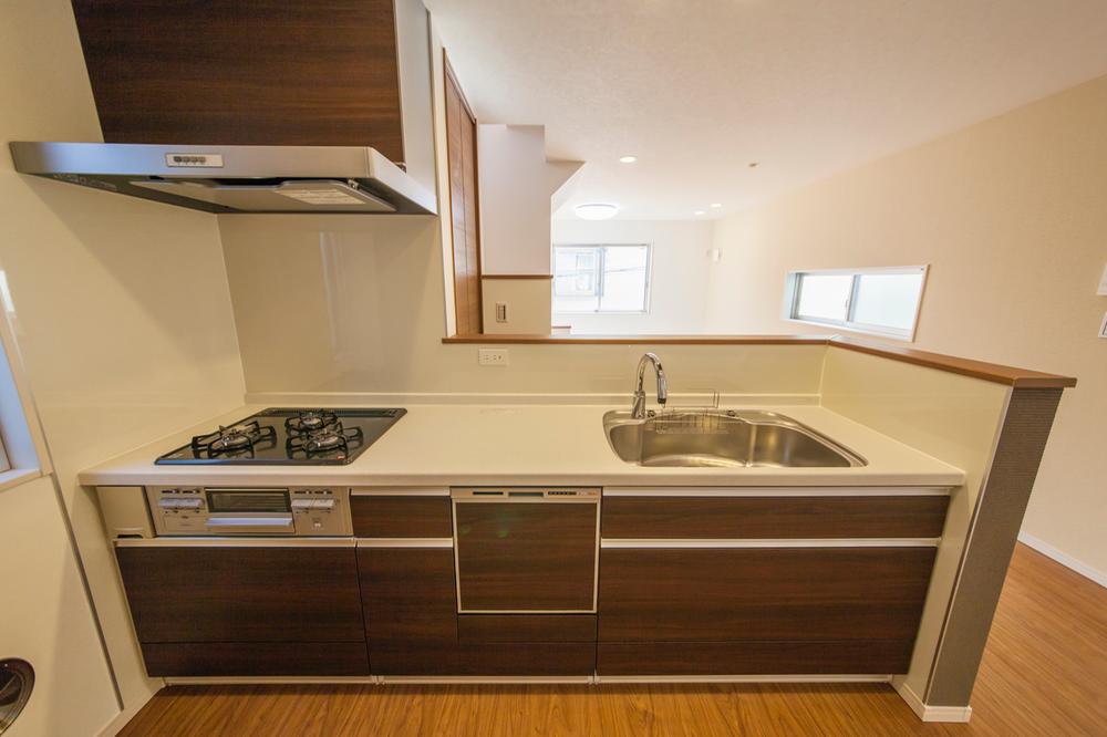 Kitchen. It is with a dishwasher ☆ 