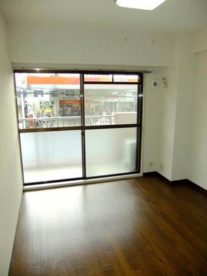 Living and room. Of south Western-style