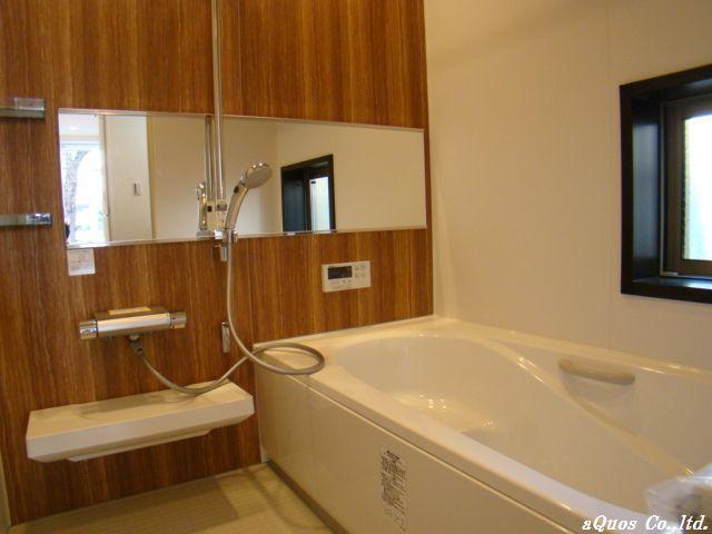 Bathroom. Indoor (11 May 2013) Shooting