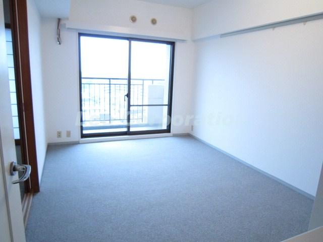 Living. Room (August 2013) Shooting