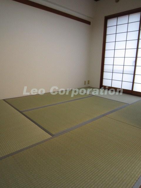 Non-living room. Room (August 2013) Shooting