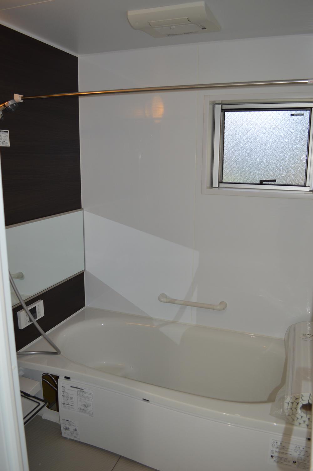 Bathroom. Indoor (11 May 2013) Shooting