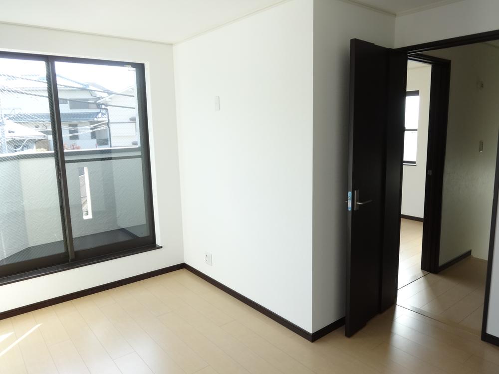 Non-living room. Indoor (11 May 2013) Shooting