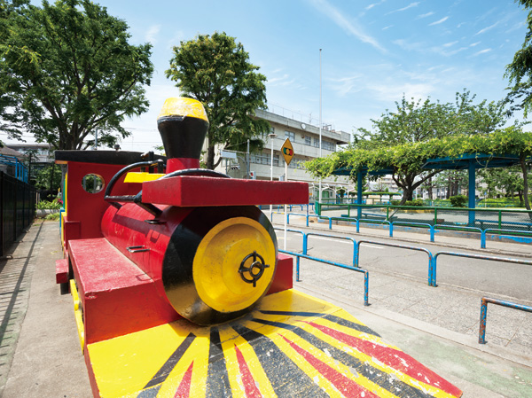 Surrounding environment. Itabashi traffic park (a 15-minute walk / About 1190m)