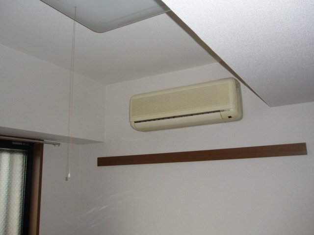 Other. Air conditioning