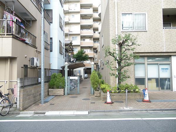 Local appearance photo