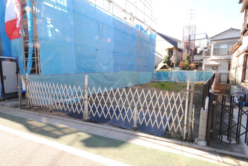 Local land photo. Local (12 May 2013) Shooting