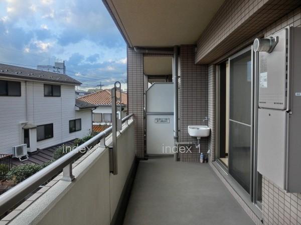 Balcony. Spacious balcony is good per yang