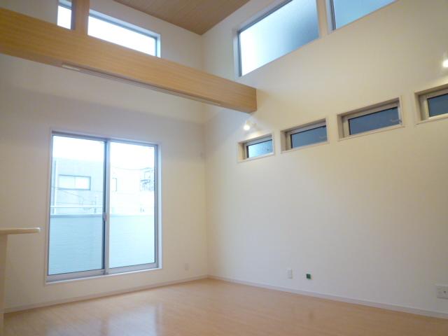 Living. Building 3 Living