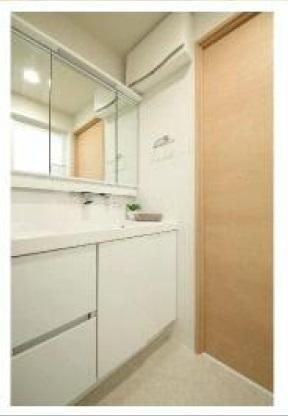 Itabashi-ku, Tokyo Komone 2